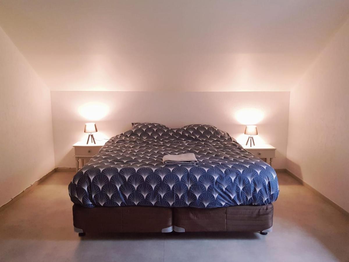 Auberge De Carlucet ภายนอก รูปภาพ